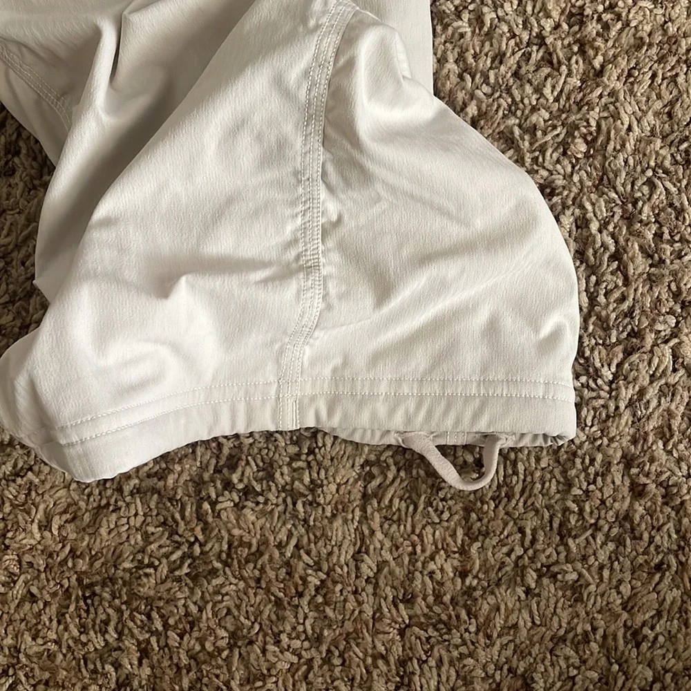 Lululemon dance studio crop pants - Picture 3 of 6